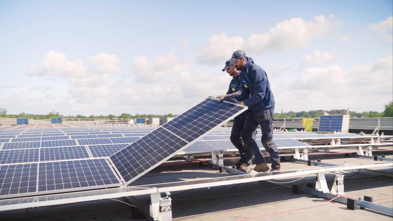 Zonnepanelen-zakelijk-grootverbruik